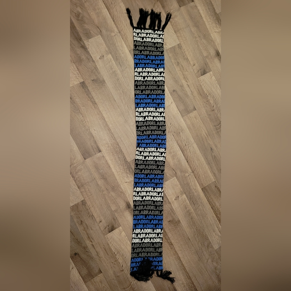 Labrador Scarf - Picture 5 of 6